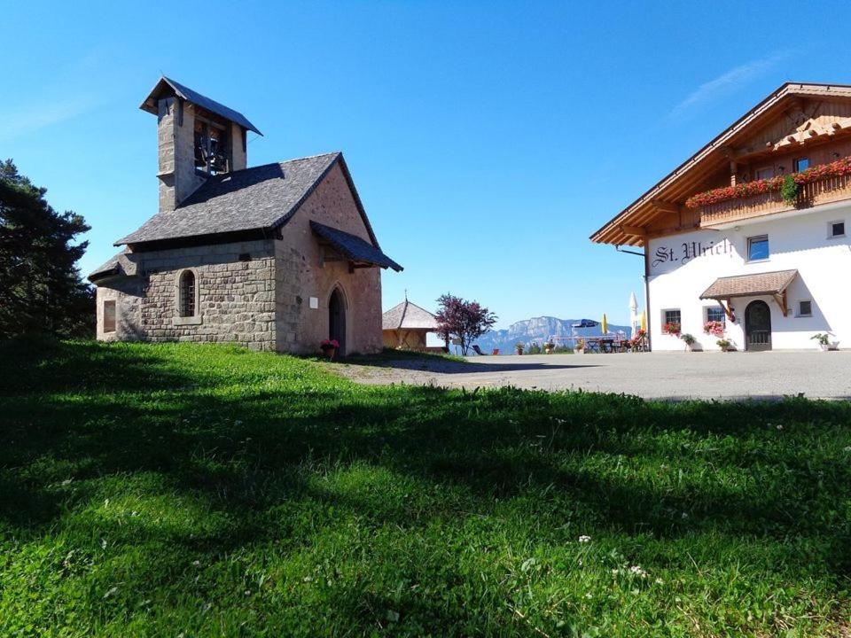 Gasthof St. Ulrich Meltina Bagian luar foto