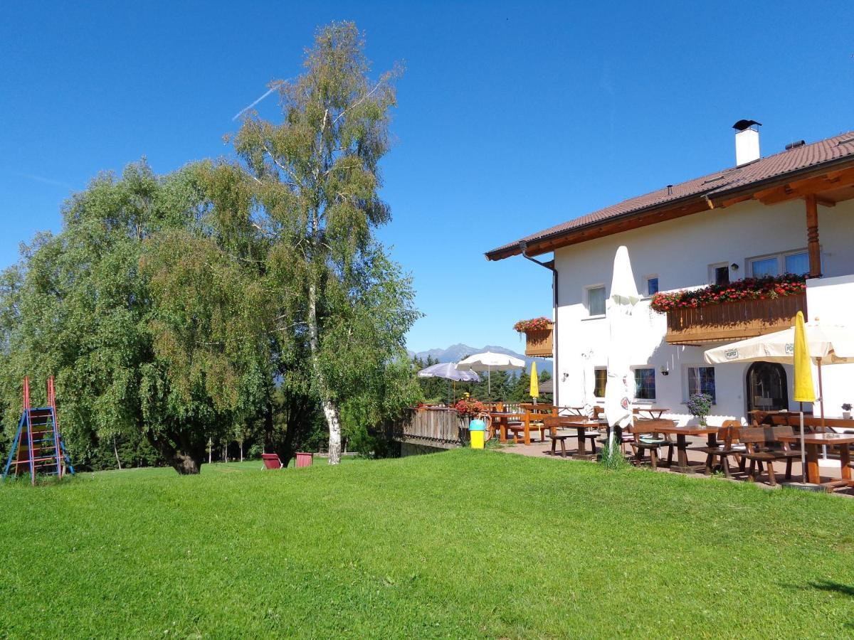 Gasthof St. Ulrich Meltina Bagian luar foto